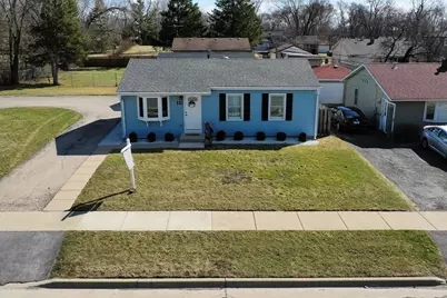 115 E Schaumburg Road, Streamwood, IL 60107 - Photo 1