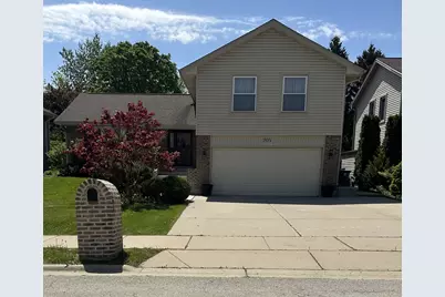 205 Grovernor Drive, Schaumburg, IL 60193 - Photo 1