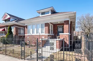 8018 S Luella Ave, Chicago, IL 60617 - Photo 1