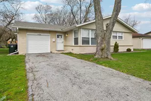 17306 Burr Oak Ln, Hazel Crest, IL 60429 - Photo 1