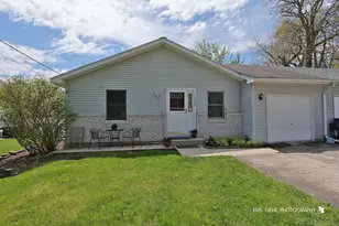 17825 W Cheyenne Ct, Grayslake, IL 60030 - Photo 1