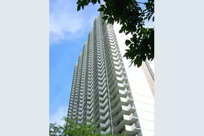 6033 N Sheridan Road #33B, Chicago, IL 60660 - Photo 1