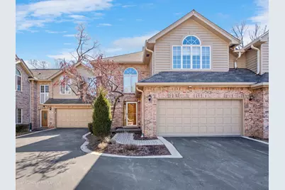 412 Ashbury Drive, Hinsdale, IL 60521 - Photo 1