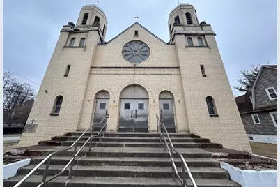 12205 S Parnell Avenue, Chicago, IL 60628 - Photo 1