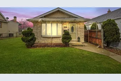 4752 S Linder Avenue, Chicago, IL 60638 - Photo 1