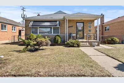 12733 S Justine Street, Calumet Park, IL 60827 - Photo 1