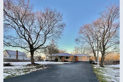 1243 N Il Route 21, Gurnee, IL 60031 - Photo 1