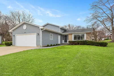 513 Kensington Drive, McHenry, IL 60050 - Photo 1