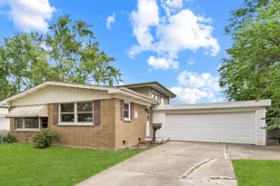 223 Roberta Ln, Chicago Heights, IL 60411 - Photo 1