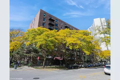 3900 N Pine Grove Avenue #201, Chicago, IL 60613 - Photo 1