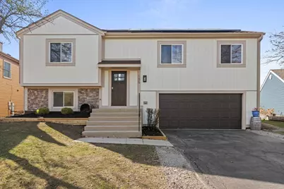 105 Wallace Street, Bartlett, IL 60103 - Photo 1