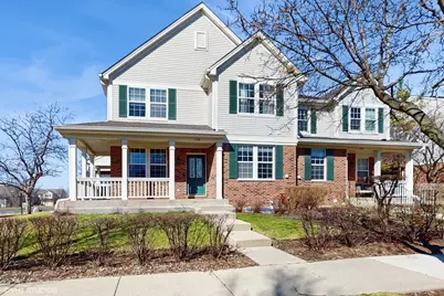 670 W Natalie Lane, Addison, IL 60101 - Photo 1