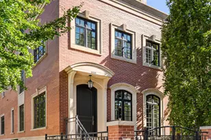 2525 N Greenview Ave, Chicago, IL 60614 - Photo 1