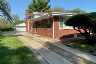 185 E Calumet Blvd, Harvey, IL 60426 - Photo 1