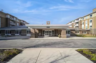 2150 Founders Dr, Northbrook, IL 60062 - Photo 1