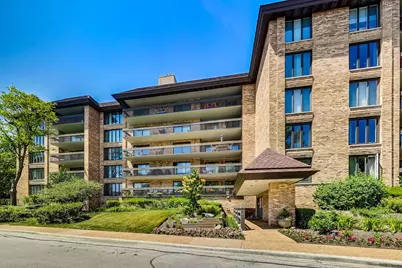 1621 Mission Hills Road #N207, Northbrook, IL 60062 - Photo 1