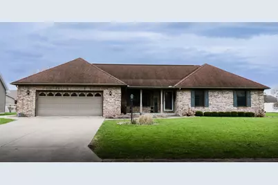 1706 W Meadowlark Drive, Pontiac, IL 61764 - Photo 1