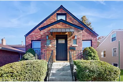 9311 S Richmond Avenue, Evergreen Park, IL 60805 - Photo 1