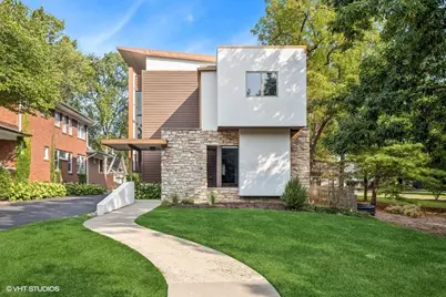 229 E Walnut Street, Hinsdale, IL 60521 - Photo 1