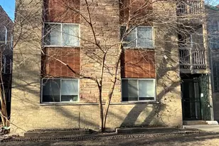 1324 W Greenleaf Ave, Chicago, IL 60626 - Photo 1