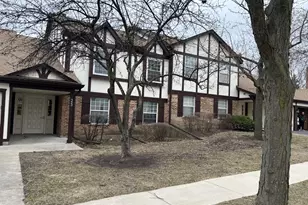25 Illinois Ave, Schaumburg, IL 60193 - Photo 1