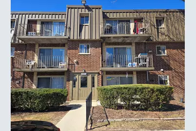 571 Fairway View Drive #2J, Wheeling, IL 60090 - Photo 1