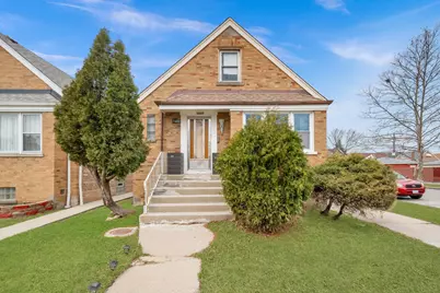 5600 S Karlov Avenue, Chicago, IL 60629 - Photo 1