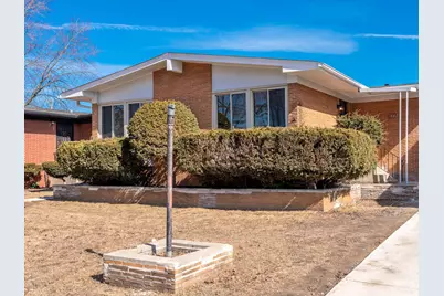 347 Madison Avenue, Calumet City, IL 60409 - Photo 1