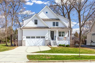 11 Cumnor Road, Westmont, IL 60559 - Photo 1