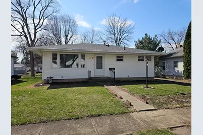 614 E Timber Street, Pontiac, IL 61764 - Photo 1