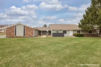 601 Devonshire Court #D, McHenry, IL 60050 - Photo 1