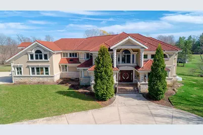 2 Tricia Lane, Barrington Hills, IL 60010 - Photo 1