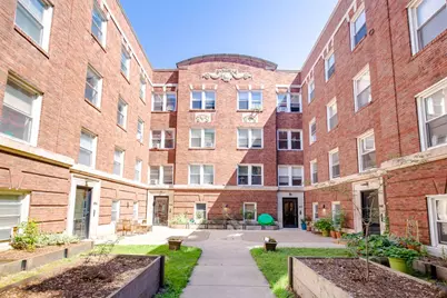 842 E 53rd Street #3N, Chicago, IL 60615 - Photo 1