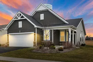 2824 Briargate Dr, Lindenhurst, IL 60046 - Photo 1