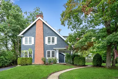 521 Woodlawn Avenue, Glencoe, IL 60022 - Photo 1