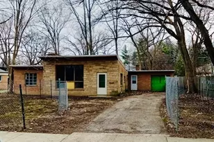 1398 Sunnyside Ave, Highland Park, IL 60035 - Photo 1