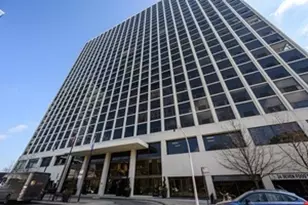 4343 N Clarendon Ave, Chicago, IL 60613 - Photo 1