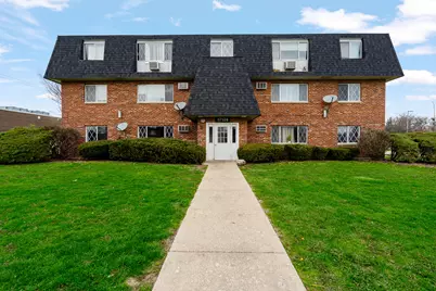 17138 71st Avenue #4, Tinley Park, IL 60477 - Photo 1
