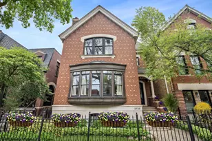 2735 N Dayton St, Chicago, IL 60614 - Photo 1