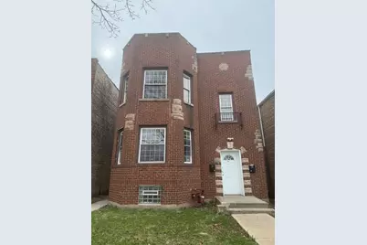 9528 S Prairie Avenue, Chicago, IL 60628 - Photo 1