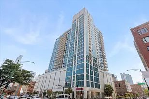 757 N Orleans St, Chicago, IL 60654 - Photo 1