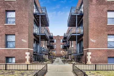 1151 W Grace Street #2S, Chicago, IL 60613 - Photo 1