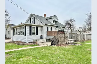 1903 11th Street, Peru, IL 61354 - Photo 1