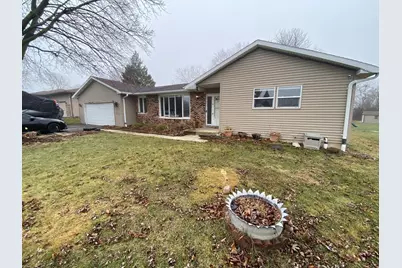 538 English Lane, Winthrop Harbor, IL 60096 - Photo 1