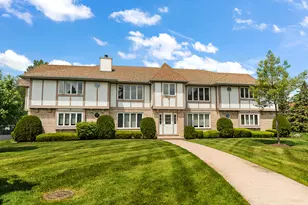 5 Saint Moritz Dr, Palos Park, IL 60464 - Photo 1