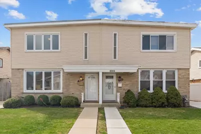 8955 Lyons Street, Des Plaines, IL 60016 - Photo 1
