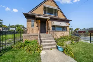 4400 W Cortez St, Chicago, IL 60651 - Photo 1