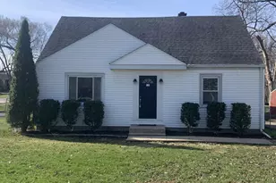 26W441 Geneva Rd, Wheaton, IL 60187 - Photo 1