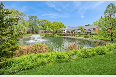 714 E Algonquin Road #J104, Arlington Heights, IL 60005 - Photo 1