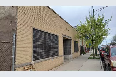 4942 W Division Street, Chicago, IL 60651 - Photo 1